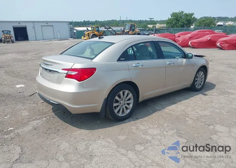 2013 Chrysler 200 Limited из США, поврежденный, VIN 1C3CCBCG2DN578879